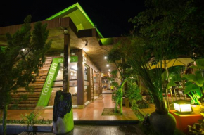 Гостиница Lawaka Hotel  Ampana Kota